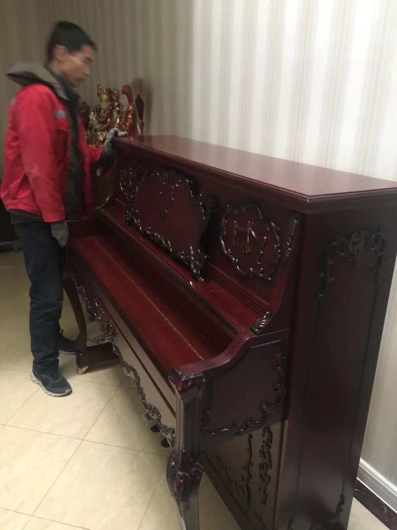 鋼琴搬運